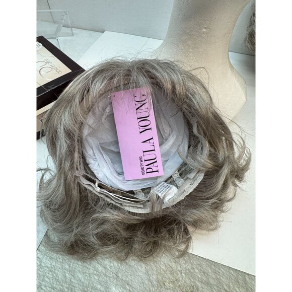Ladies full Wigs Paula Young and more - Picture 11 of 13